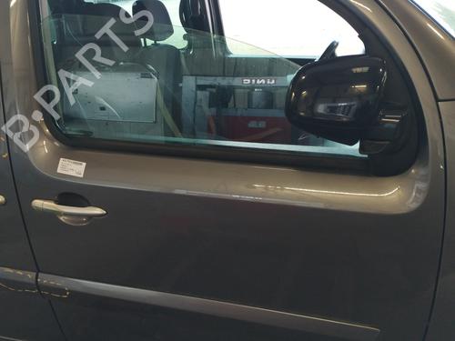 Dør høyre foran RENAULT KANGOO Express (FW0/1_) 1.5 dCi 90 (FW0G, FW05, FW08, FW11) (90 hp) 31054129