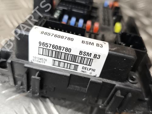 Fuse box PEUGEOT 206+ (2L_, 2M_) 1.4 i | BP27279636E1 