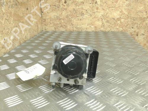 Used ABS pump TOYOTA YARIS (_P13_) 1.4 D (NLP130_, NLP130) (90 hp) 21745035