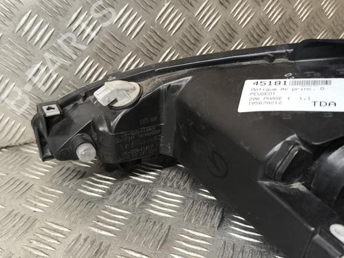 Right headlight PEUGEOT 206 Hatchback (2A/C) 1.1 i | BP25726935C29 