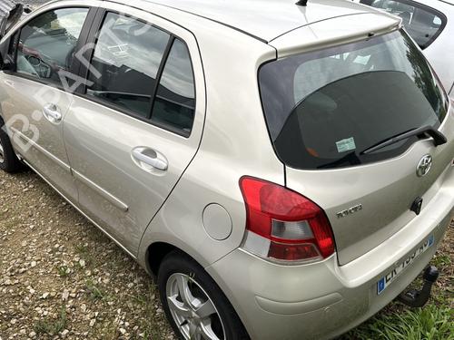 Used Parts TOYOTA YARIS (_P9_) 1.4 D-4D (NLP90_, NLP90R) (90 hp) 4307469