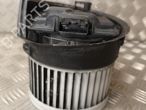 Ventilator motor PEUGEOT 407 SW (6E_, 6D_) 2.0 HDi 135 (136 hp) 27898457