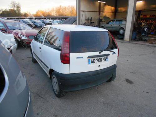Left mirror FIAT PUNTO (176_) 1.7 D | BP21753096C26 