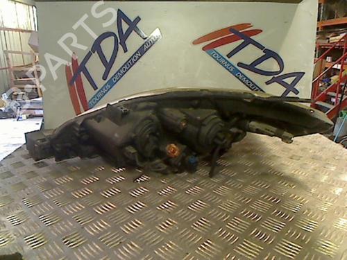 Faro derecho MAZDA 5 (CR) 2.0 CD (CR19) (110 hp) 21736636