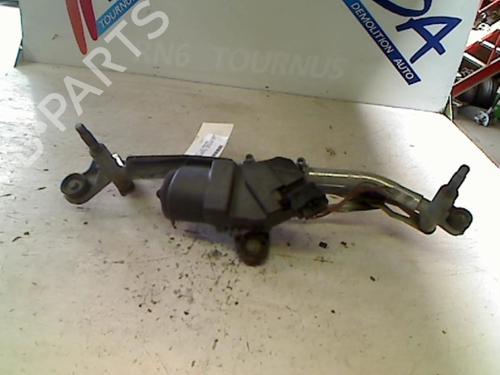 Used Front wiper motor PEUGEOT 1007 (KM_) 1.4 HDi (68 hp) 21753327