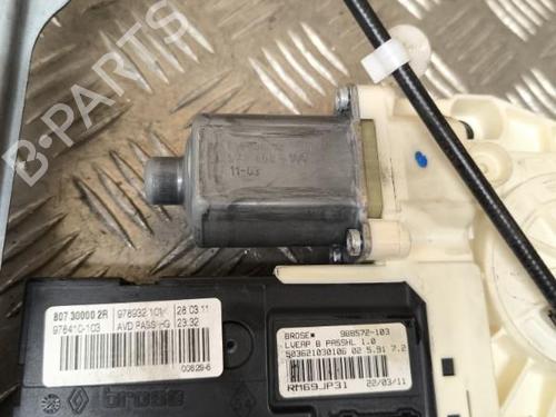 Rear right window mechanism RENAULT LAGUNA III (BT0/1) 2.0 dCi (BT07, BT0J, BT14, BT1A, BT1S) | BP21729644C25 