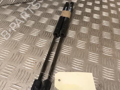 Used Tailgate lift support VW GOLF V (1K1) 1.9 TDI (105 hp) 21729769