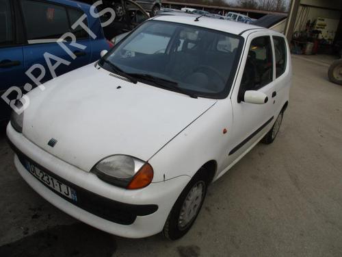 Right mirror FIAT SEICENTO / 600 (187_) 0.9 (187AXA, 187AXA1A) | BP21752489C27 