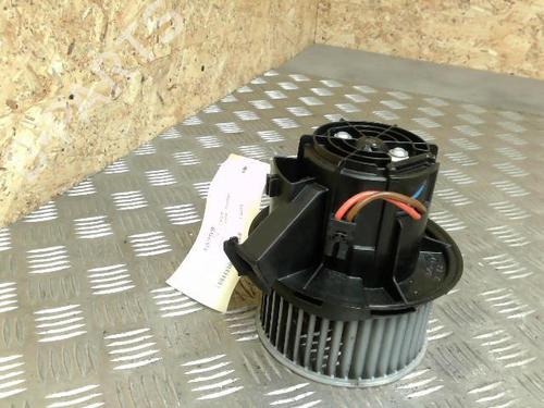 Used Heater blower motor MERCEDES-BENZ C-CLASS (W204) C 220 CDI (204.002) (170 hp) 21745326