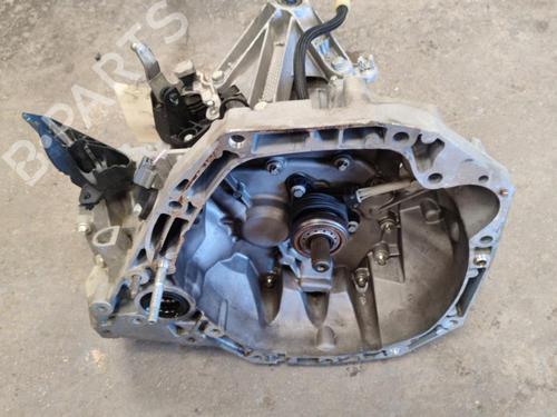 Gearbox RENAULT CLIO III (BR0/1, CR0/1) 1.5 dCi | BP21738213M3 