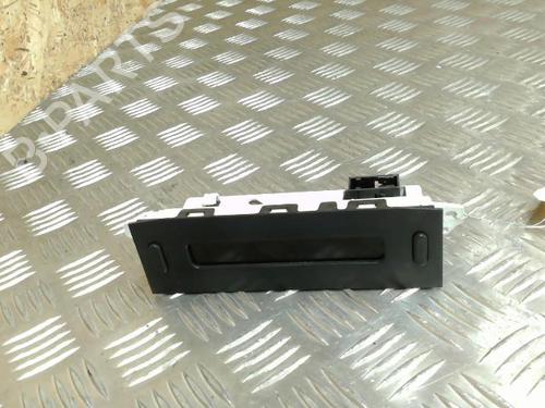Used Display monitor PEUGEOT 206+ (2L_, 2M_) 1.1 (60 hp) 21742374