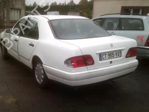 Vindusheismekanisme venstre bak MERCEDES-BENZ E-CLASS (W210) E 220 D (210.004) | BP21751249C24 