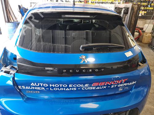 Used Tailgate PEUGEOT 208 II (UB_, UP_, UW_, UJ_) 1.5 BlueHDI 100 (102 hp) 29082863