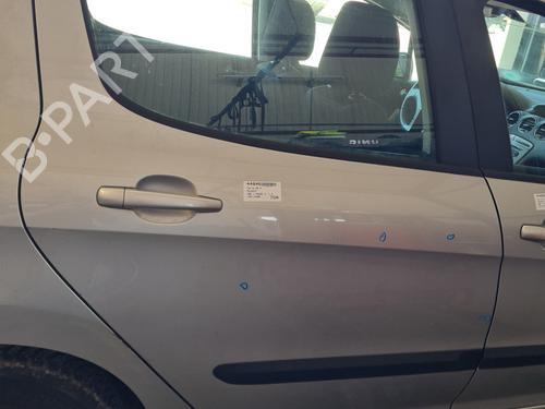 Used Right rear door PEUGEOT 308 I (4A_, 4C_) 1.4 16V (98 hp) 25924658