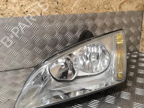 Scheinwerfer links für FORD FOCUS II (DA_, HCP, DP) 1.6 TDCi (90 hp) 21747836