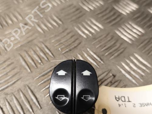 Used Left front window switch FORD FIESTA V (JH_, JD_) 1.4 TDCi (68 hp) 21741018