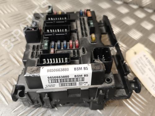 Fuse box PEUGEOT 307 Break (3E) 2.0 HDi 135 | BP28197372E1 
