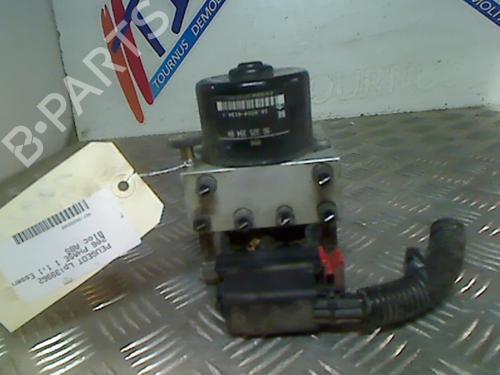 Used ABS pump PEUGEOT 206 Hatchback (2A/C) 1.1 i (60 hp) 21746263