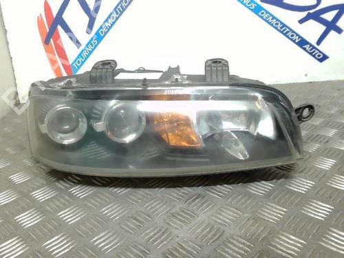 Used Right headlight FIAT PUNTO (188_) 1.2 60 (188.030, .050, .130, .150, .230, .250) (60 hp) 21738853