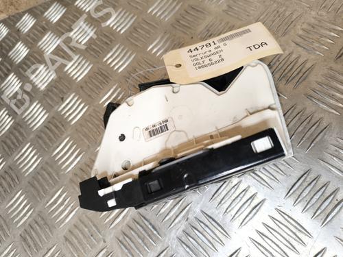 Rear left lock VW GOLF VI (5K1) 2.0 TDI | BP26240232C100 