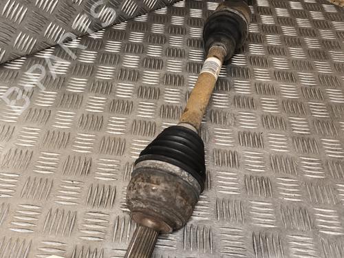 Drivaksel foran Høyre RENAULT SCÉNIC II (JM0/1_) 1.5 dCi (JM1E, JM16) (106 hp) 29453132