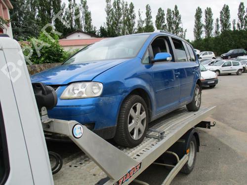 Right mirror VW TOURAN (1T1, 1T2) 2.0 TDI 16V | BP21752803C27 