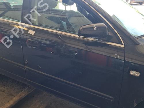 Dør høyre foran AUDI A4 B7 (8EC) 2.0 TDI 16V (140 hp) 26604817