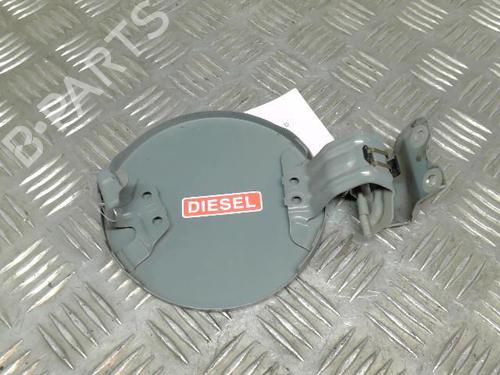 Fuel flap TOYOTA YARIS (_P9_) 1.4 D-4D (NLP90_, NLP90R) | BP21734958C131 