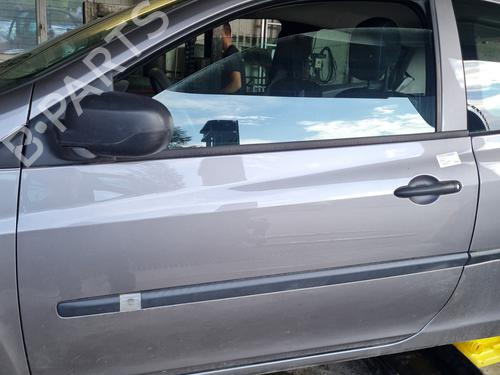 Left front door RENAULT CLIO III (BR0/1, CR0/1) 1.2 16V Hi-Flex (BR1U, CR1U) 7751476108