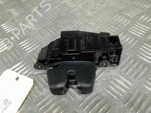 Used Tailgate lock PEUGEOT 308 I (4A_, 4C_) 1.6 HDi (109 hp) 21750162