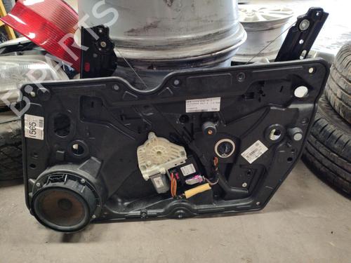 Rudehejsemekanisme Højre foran VW GOLF VI (5K1) 1.4 TSI (122 hp) 21730788