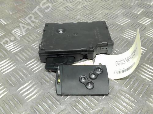 Card reader RENAULT CLIO IV Grandtour (KH_) 1.5 dCi 90 (KHN3, KHN4) | BP21749441E4 
