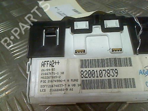 Multifunctionele display RENAULT MEGANE II (BM0/1_, CM0/1_) 1.9 dCi (BM0G, CM0G) (120 hp) 21738991