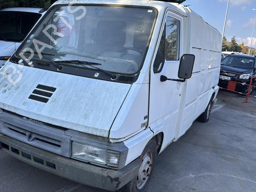 Używane części RENAULT MASTER I Van (T__) 28-35 2,5 D (75 hp) 4277417