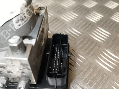 ABS pump RENAULT MEGANE IV Hatchback (B9A/M/N_) 1.5 dCi 110 (B9A3) | BP30046288M43