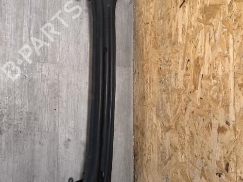 Used Front bumper reinforcement SEAT LEON (1P1) 2.0 TDI (170 hp) 22007122