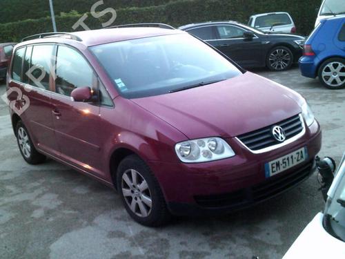 Left headlight VW TOURAN (1T1, 1T2) 2.0 TDI 16V | BP21744217C28 