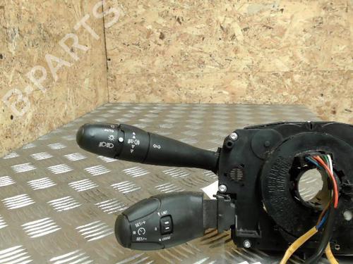 Commodo Essuie Glace / Phare PEUGEOT 207 (WA_, WC_) 1.6 HDi (90 hp) 21728954