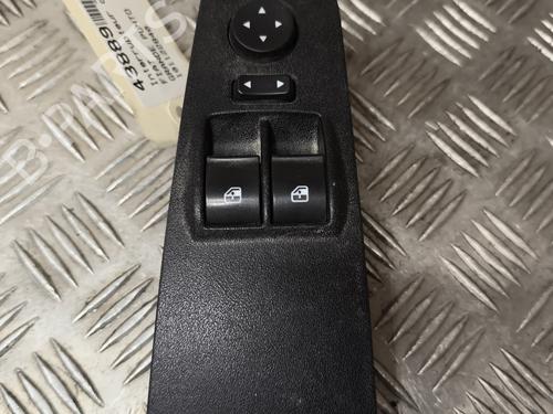 Used Left front window switch FIAT GRANDE PUNTO (199_) 1.3 D Multijet (199.AXD11, 199.AXD1A, 199.AXD1B,... (90 hp) 23772278
