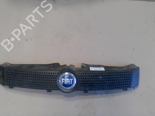 Grill FIAT PANDA (169_) 1.1 (169.AXA1A) (54 hp) 21744198