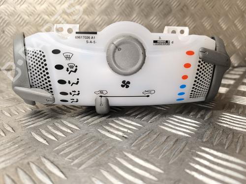 Used Climate control PEUGEOT 107 (PM_, PN_) 1.0 (68 hp) 27585630