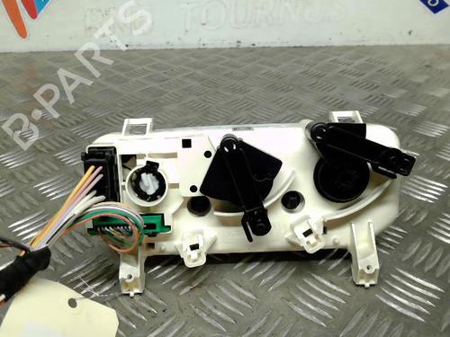 AC Styreenhet / Manøvreringsenhet RENAULT CLIO II (BB_, CB_) 1.2 (BB0A, BB0F, BB10, BB1K, BB28, BB2D, BB2H, CB0A,... (58 hp) 21735274