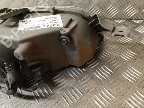 Left headlight FIAT PUNTO (176_) 60 1.2 (176AP, 176AR, 176AQ, 176BB) | BP21728703C28 