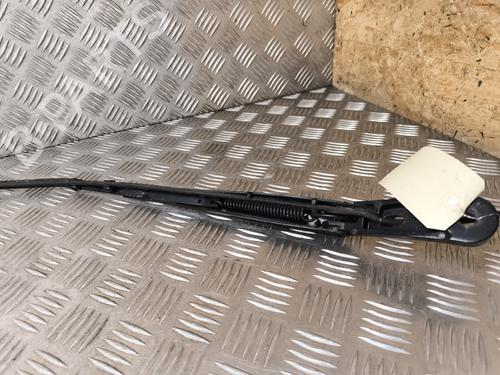 Front windshield wiper arm PEUGEOT 3008 II SUV (MC_, MR_, MJ_, M4_) 1.5 BlueHDi 130 | BP29243719C143 