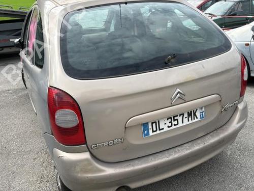 Right front fog light CITROËN XSARA PICASSO (N68) 2.0 HDi | BP21732837C31 