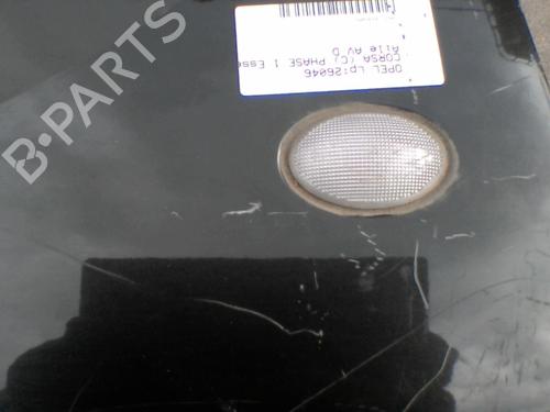Używane Błotnik przedni prawy OPEL CORSA C (X01) 1.2 (F08, F68) (75 hp) 21753359