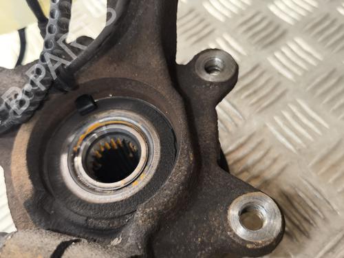 Used Left front steering knuckle Left front steering knuckle RENAULT TWINGO II (CN0_) 1.2 16V (CN0K, CN0V, CN0A) (76 hp) 24984956 24984956