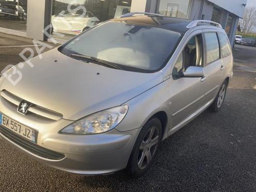 Fuse box PEUGEOT 307 Break (3E) 1.6 HDi 110 | BP21746229E1 