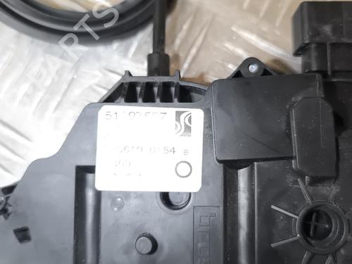 Front left lock FIAT GRANDE PUNTO (199_) 1.3 D Multijet | BP27279647C98