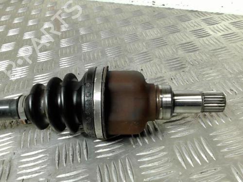 Left front driveshaft PEUGEOT 208 I (CA_, CC_) 1.2 VTI 82 | BP21742792M38 